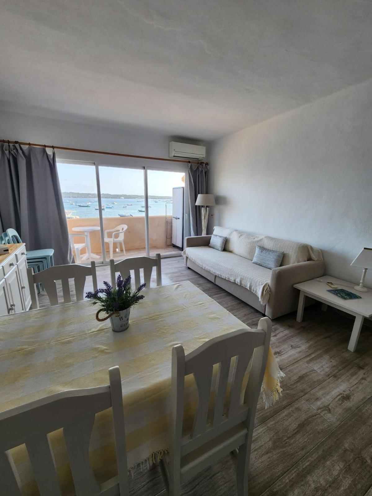 Apartamentos El Puerto, La Savina La Savina  Bagian luar foto