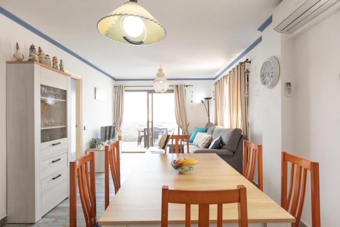 Apartamentos El Puerto, La Savina La Savina  Bagian luar foto