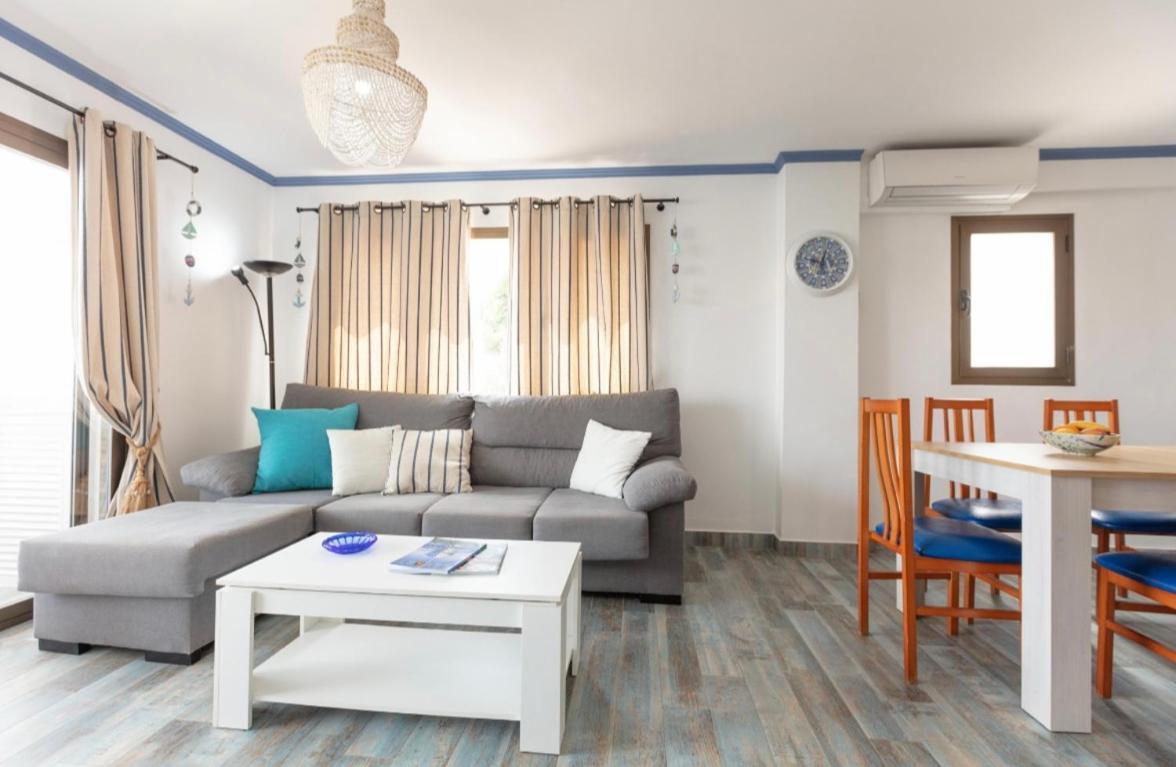 Apartamentos El Puerto, La Savina La Savina  Bagian luar foto