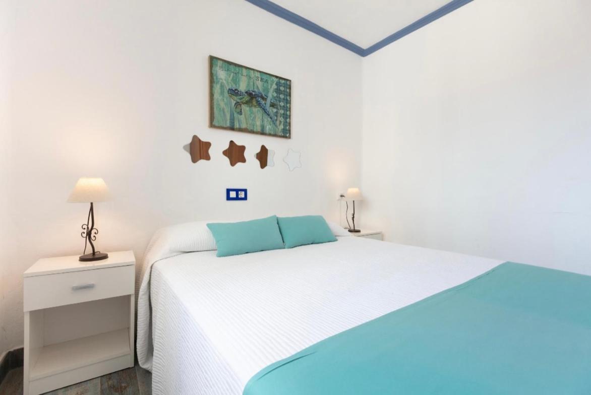 Apartamentos El Puerto, La Savina La Savina  Bagian luar foto