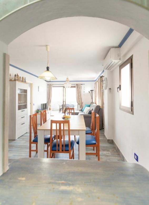 Apartamentos El Puerto, La Savina La Savina  Bagian luar foto